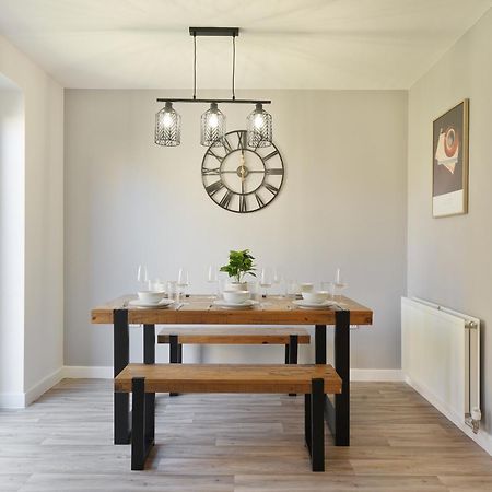 Mersey Way, Spacious 3 Bed Home, Close To Sheffield City Centre & Free Driveway Parking - Perfect For Workers, Groups & Families - Hosted By Stay Host Save Kültér fotó