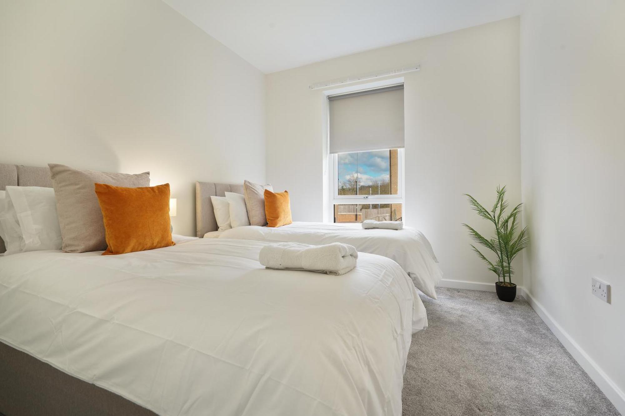 Mersey Way, Spacious 3 Bed Home, Close To Sheffield City Centre & Free Driveway Parking - Perfect For Workers, Groups & Families - Hosted By Stay Host Save Kültér fotó