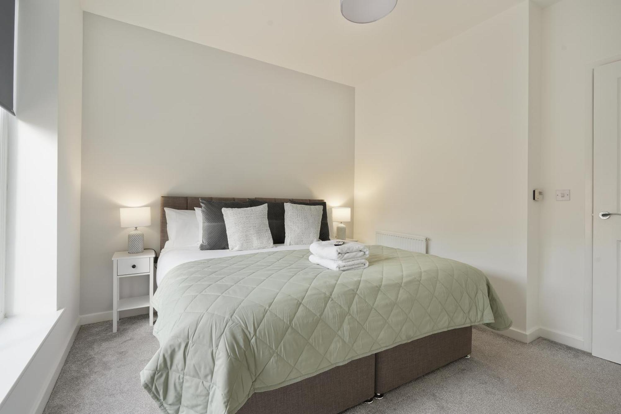 Mersey Way, Spacious 3 Bed Home, Close To Sheffield City Centre & Free Driveway Parking - Perfect For Workers, Groups & Families - Hosted By Stay Host Save Kültér fotó