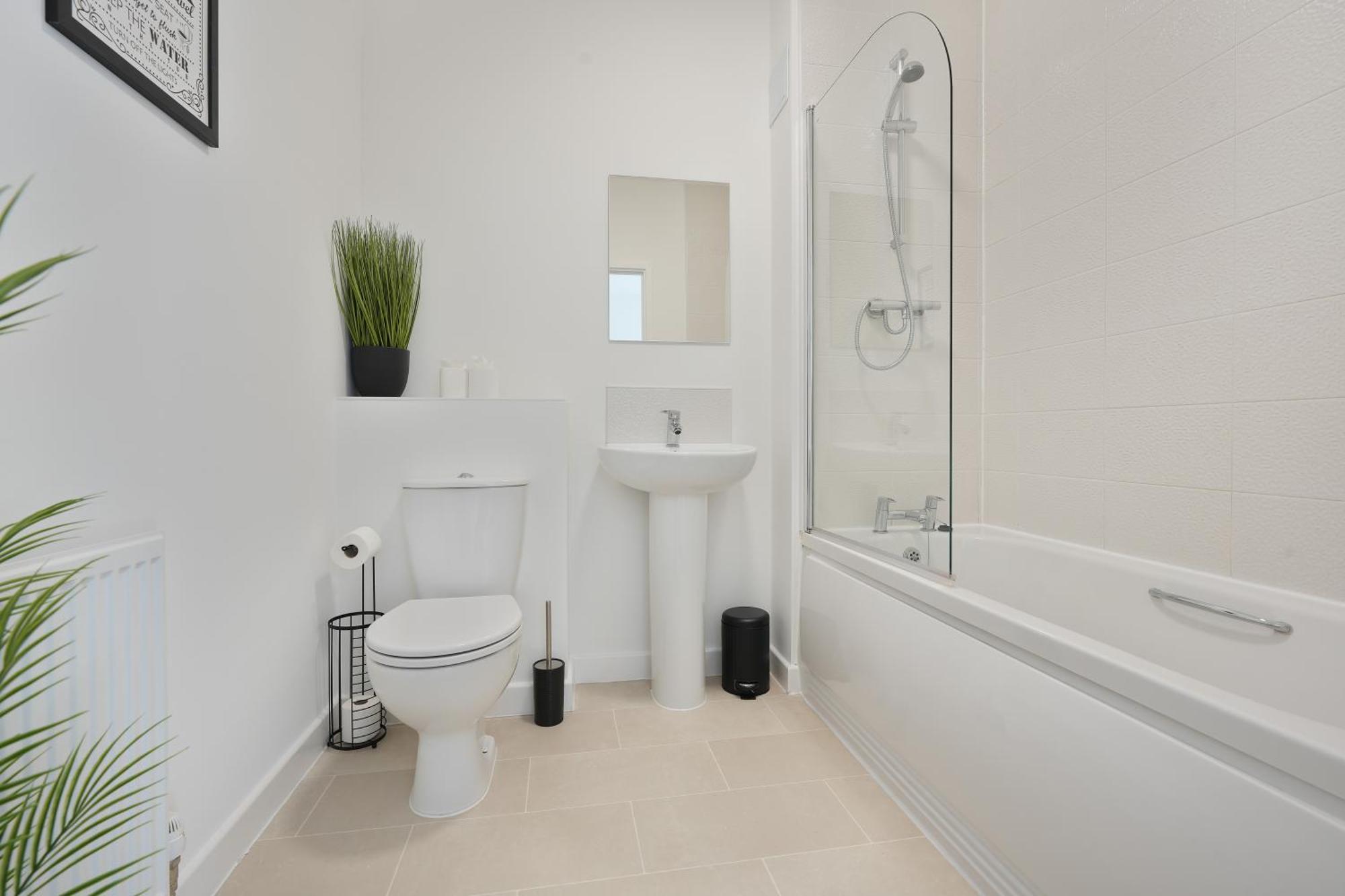 Mersey Way, Spacious 3 Bed Home, Close To Sheffield City Centre & Free Driveway Parking - Perfect For Workers, Groups & Families - Hosted By Stay Host Save Kültér fotó