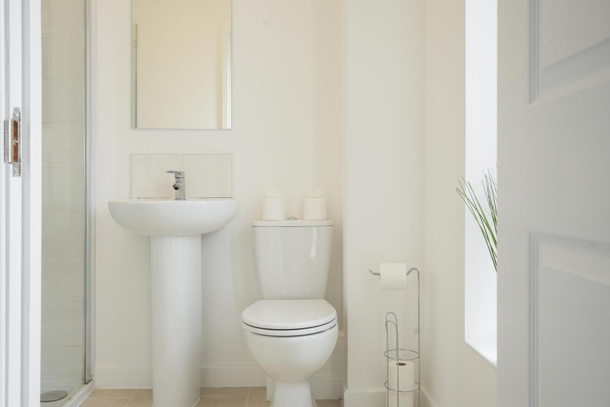 Mersey Way, Spacious 3 Bed Home, Close To Sheffield City Centre & Free Driveway Parking - Perfect For Workers, Groups & Families - Hosted By Stay Host Save Kültér fotó